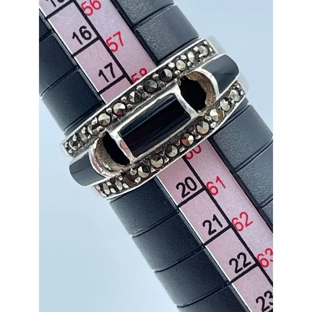 Vintage Sterling Silver 925 Band w/ 3 Cylindrical Onyx Stones Size 9
